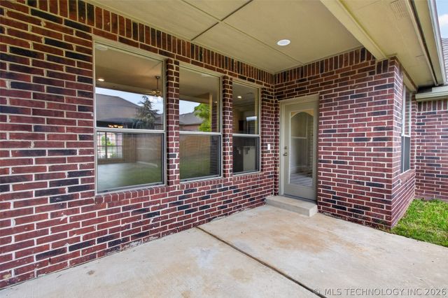 4526 E 141st Place S, Bixby, OK 74008