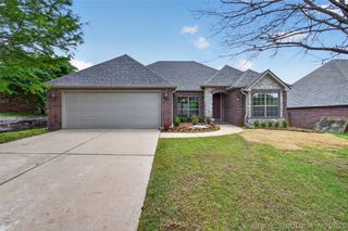 4526 E 141st Place S, Bixby, OK 74008