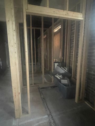 4821 W Washington Boulevard, Chicago, IL 60644