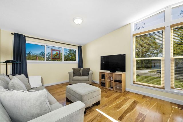 206 LINDA AVENUE, Temple Terrace, FL 33617