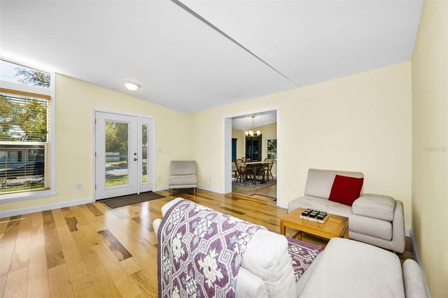 206 LINDA AVENUE, Temple Terrace, FL 33617