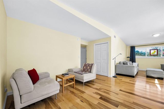 206 LINDA AVENUE, Temple Terrace, FL 33617