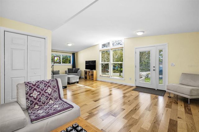 206 LINDA AVENUE, Temple Terrace, FL 33617