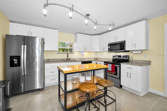 206 LINDA AVENUE, Temple Terrace, FL 33617