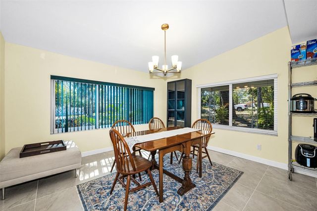 206 LINDA AVENUE, Temple Terrace, FL 33617