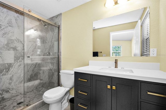 206 LINDA AVENUE, Temple Terrace, FL 33617