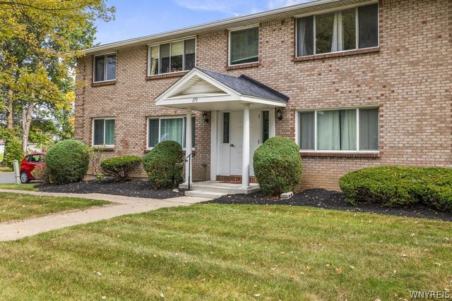 179 Old Lyme Drive 7, Amherst, NY 14221
