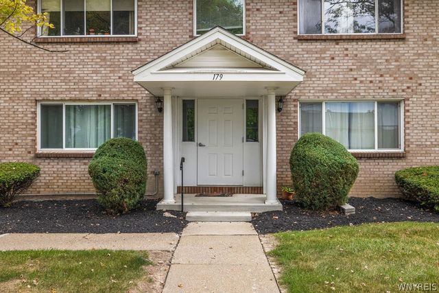 179 Old Lyme Drive 7, Amherst, NY 14221