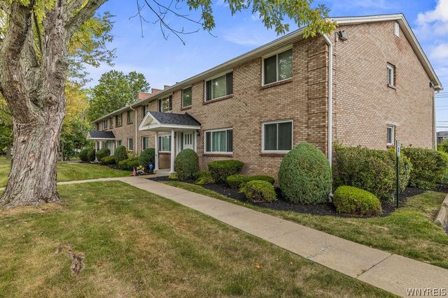179 Old Lyme Drive 7, Amherst, NY 14221