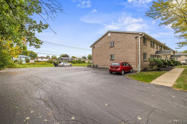 179 Old Lyme Drive 7, Amherst, NY 14221
