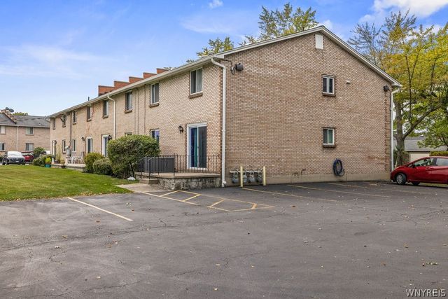 179 Old Lyme Drive 7, Amherst, NY 14221