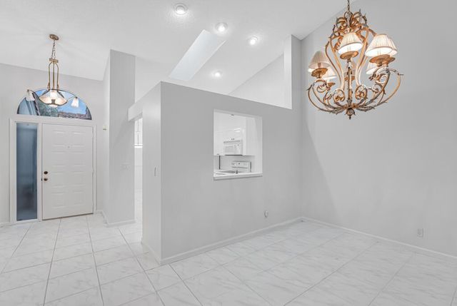 7043 Summer Tree Drive, Boynton Beach, FL 33437