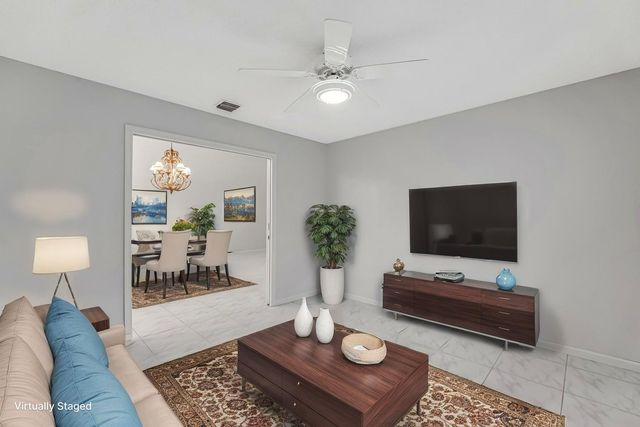 7043 Summer Tree Drive, Boynton Beach, FL 33437