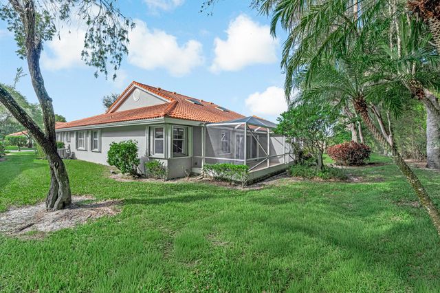 7043 Summer Tree Drive, Boynton Beach, FL 33437