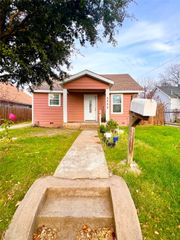 4222 Opal Avenue, Dallas, TX 75216