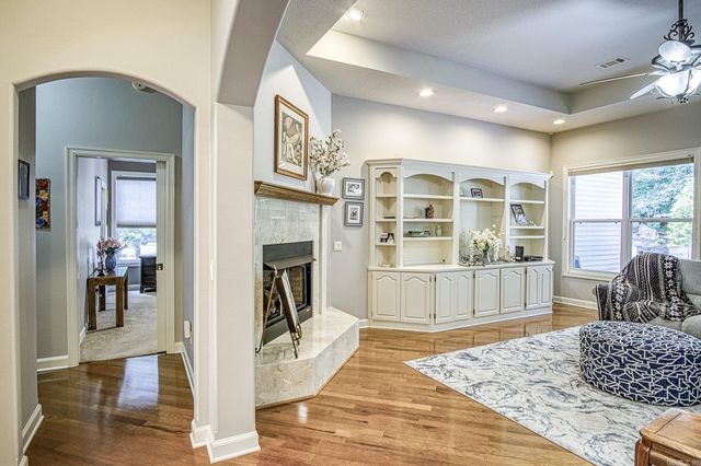 23 Gloria Drive, Hot Springs Village, AR 71909