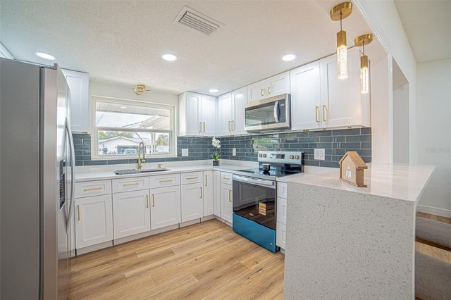 10528 CYMBID DRIVE, Port Richey, FL 34668