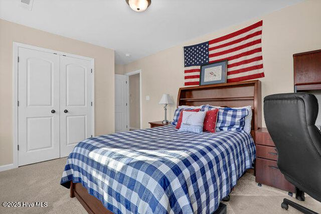 707 Crystal Cove Court, Sneads Ferry, NC 28460