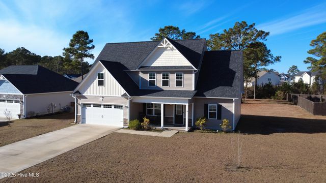 707 Crystal Cove Court, Sneads Ferry, NC 28460