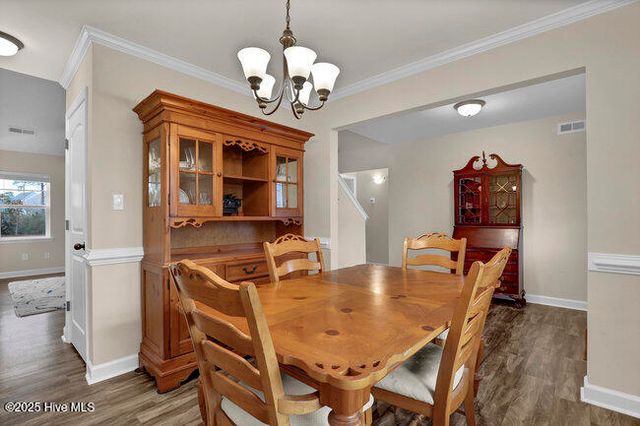 707 Crystal Cove Court, Sneads Ferry, NC 28460