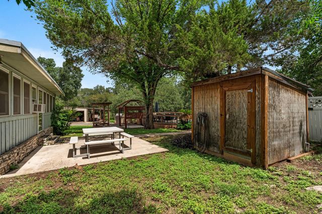 651 High Low DR, New Braunfels, TX 78132
