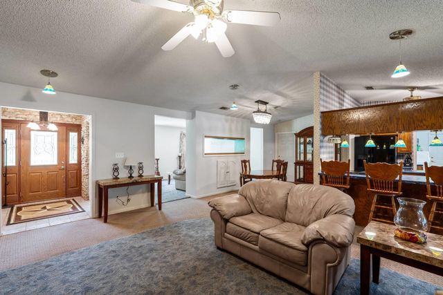 651 High Low DR, New Braunfels, TX 78132
