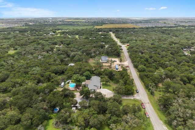 651 High Low DR, New Braunfels, TX 78132