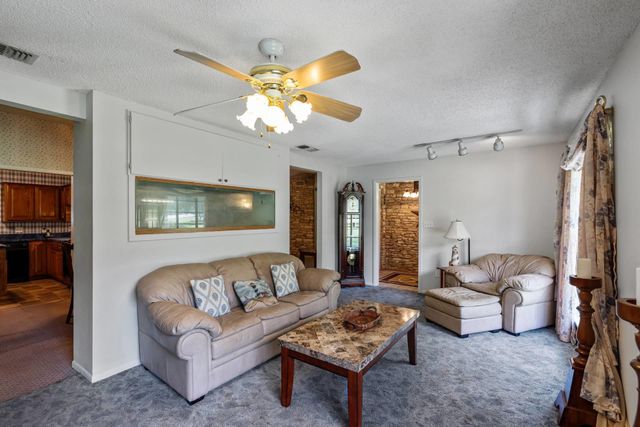 651 High Low DR, New Braunfels, TX 78132