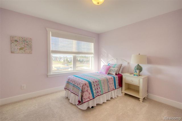 584 Round Rock Drive, Howell, MI 48843