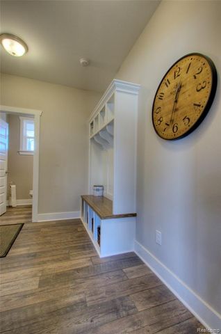 584 Round Rock Drive, Howell, MI 48843