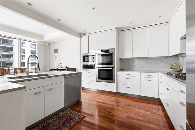 2 Avery Street 21E, Boston, MA 02111