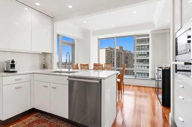 2 Avery Street 21E, Boston, MA 02111