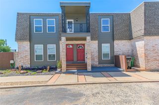 5922 Fairdale Lane B, Houston, TX 77057