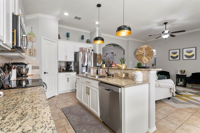 11700 Champion Creek Drive, Frisco, TX 75036