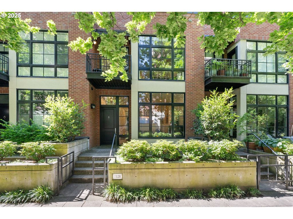 1128 Nw JOHNSON St 107, Portland, OR 97209