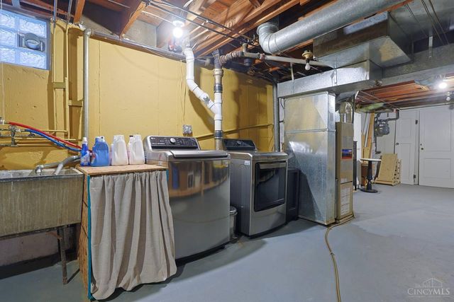 3803 Gatewood Lane, Silverton, OH 45236