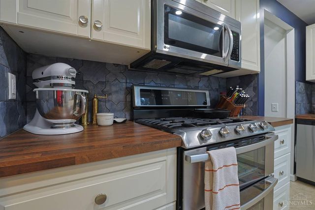 3803 Gatewood Lane, Silverton, OH 45236