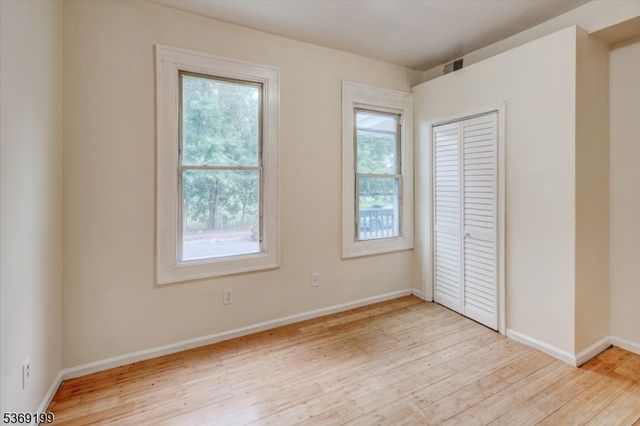 59 Brenner St, Newark City, NJ 07108