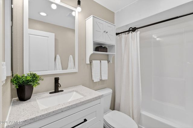 944 S VALENCIA -- 18, Mesa, AZ 85202
