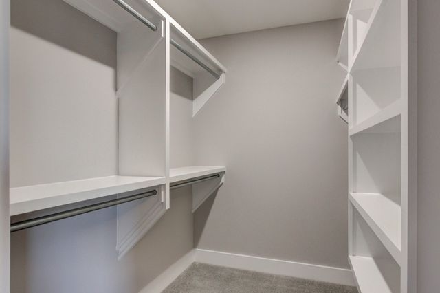 701 Sandringham Ct, Clarksville, TN 37043