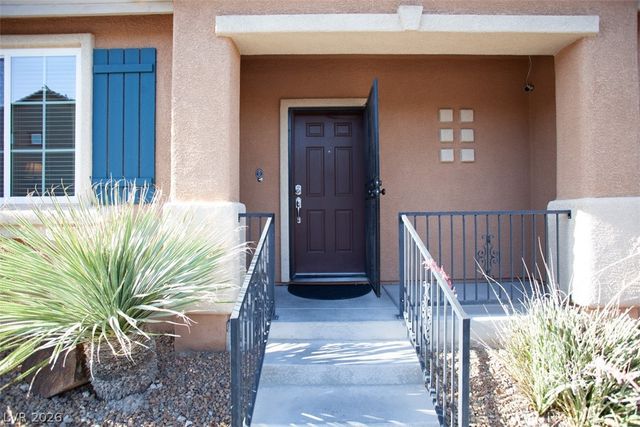 6120 Trenton Parade Avenue, Las Vegas, NV 89130