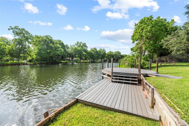 4815 Diamond Springs Drive, Missouri City, TX 77459