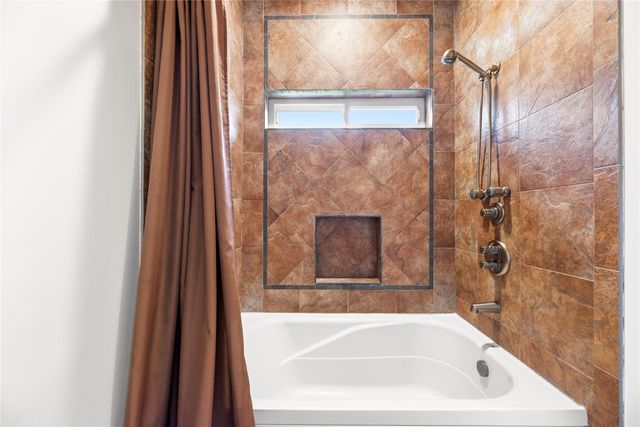 4815 Diamond Springs Drive, Missouri City, TX 77459