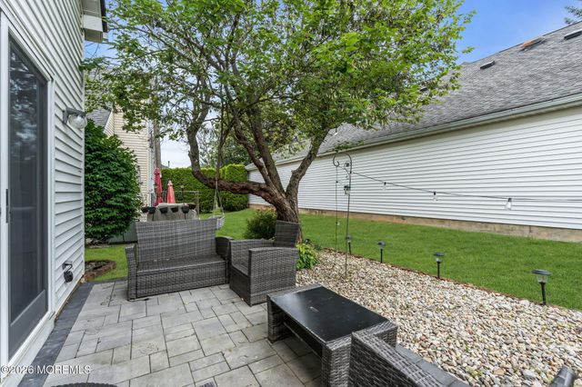 89 Almond Road, Freehold, NJ 07728