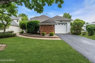 89 Almond Road, Freehold, NJ 07728