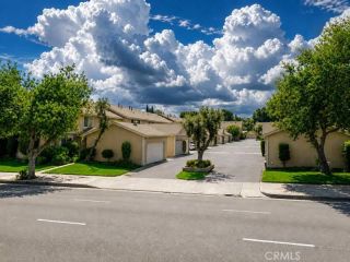 10125 De Soto Avenue 2, Chatsworth, CA 91311