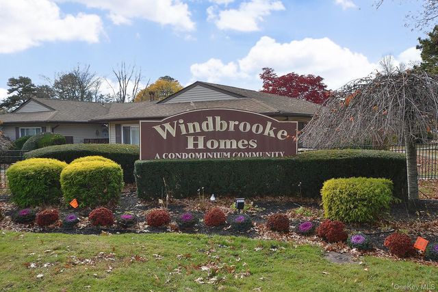 123 Feller Drive, Central Islip, NY 11722