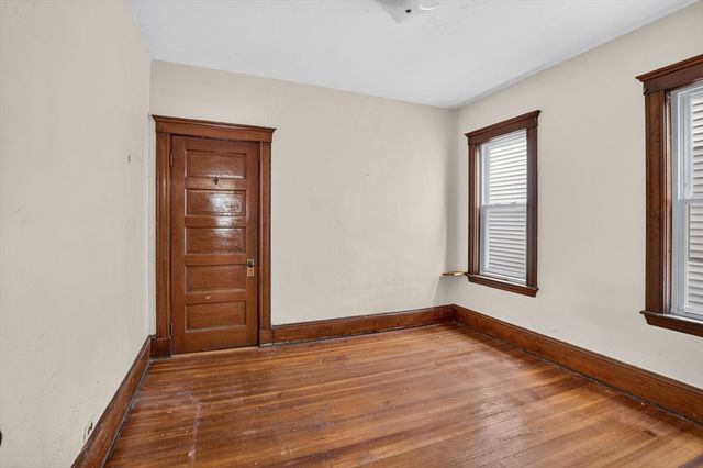 68 Raymond Ave, Somerville, MA 02144