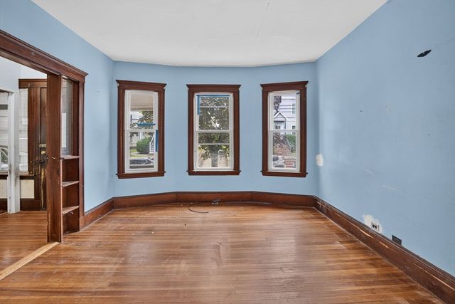 68 Raymond Ave, Somerville, MA 02144
