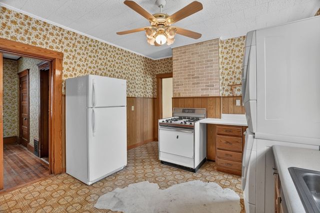 68 Raymond Ave, Somerville, MA 02144